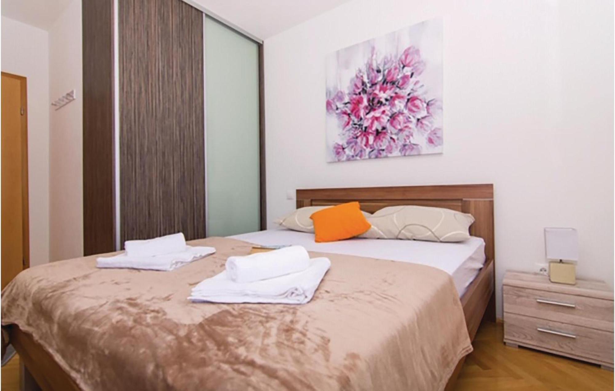 1 Bedroom Stunning Apartment In Okrug Gornji Trogir Exterior photo
